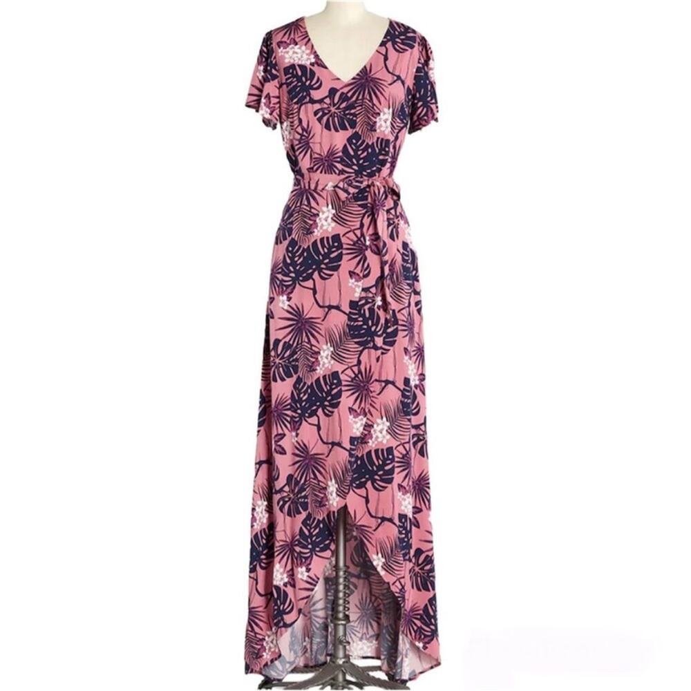 NWT ModCloth Pink Thelma Tropicool Maxi
Dress Floral Tropical Women's Size 4